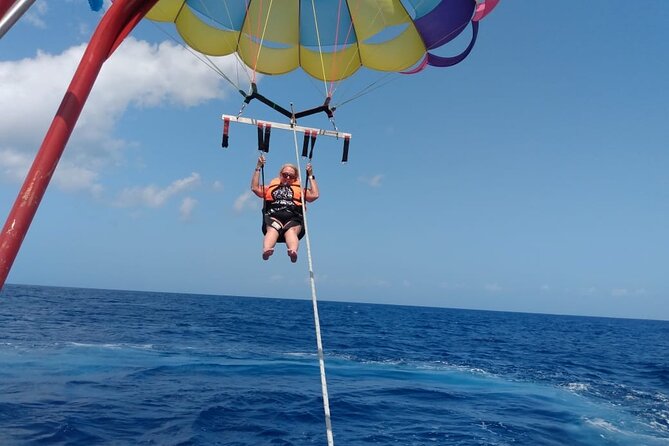 15-minute Private Parasailing Experience in Cozumel - Harnesses, vests, and a crew that actually stays on it