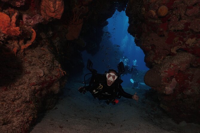 2 Tank Morning Dive: Scuba Diving in Cozumel - Safety, Guides, and Small-Group Attention in Cozumel