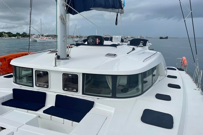 5 Hr Private Catamaran Cruise with lunch and drinks to 15-20 ppl - Snorkel Setup and Crew Care: Why This Is Easier Than You Think