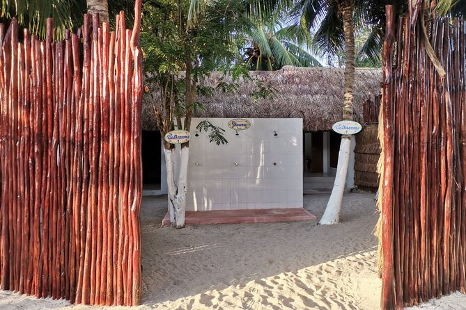 Chula’s All Inclusive Beach Pass with Transport - Inflatables and offshore rafts: the activity that justifies the ticket