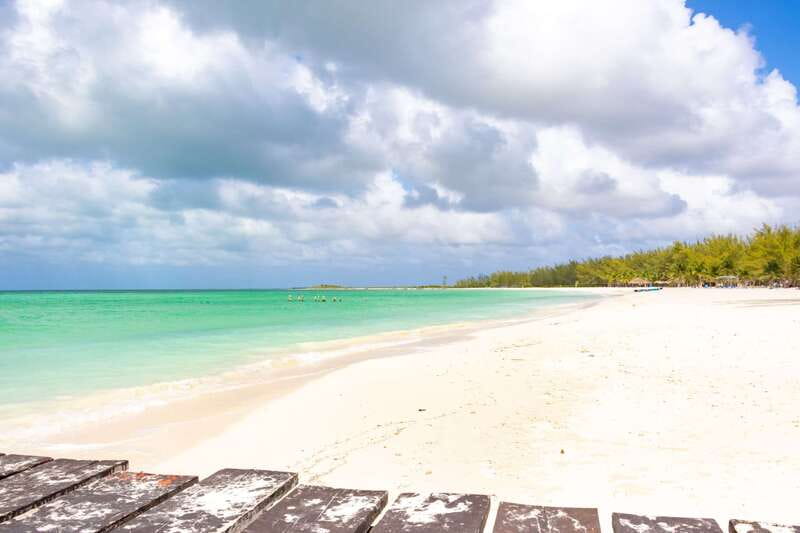 Cozumel: Catamaran Tour To Isla de la Pasión - Your onboard feast: lunch, snacks, fruit, and a real drinks menu