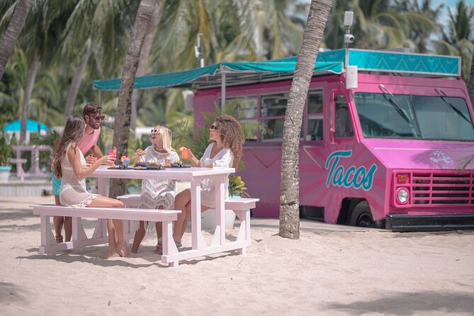 Cozumel: Paradise Beach Club All-Inclusive Day Pass - Service you can feel: why servers are a big deal here
