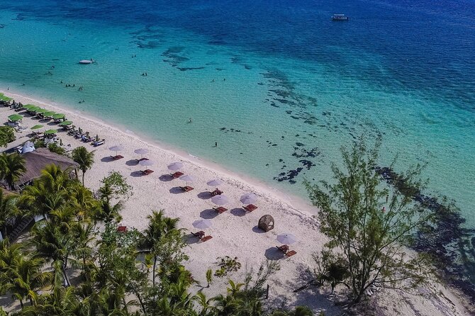 Cozumel Playa Palancar VIP All Inclusive Day Pass - Kayak Time: Included Equipment and a Slower Pace