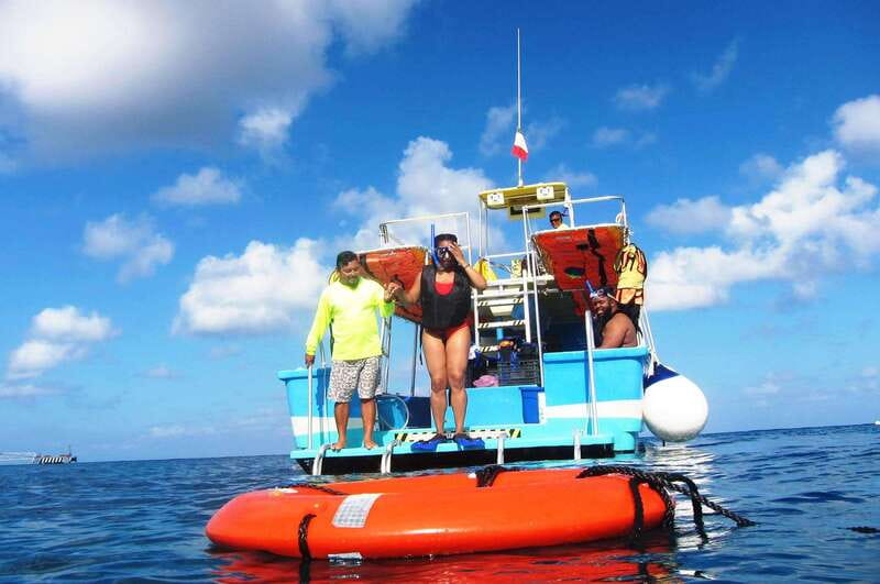 Cozumel: VIP Glass Bottom Boat & Snorkeling 3 Reefs Tour - Reef etiquette that actually matters on this tour
