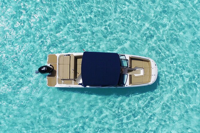 Deluxe Private Boats - 27 ft Sea Ray - Snorkeling Stops That Aim for Space, Not Lines