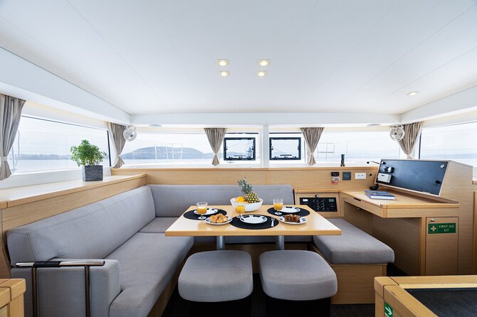 Deluxe Private Boats - 40 ft Catamaran - Picking North or South Cozumel, then letting the captain optimize