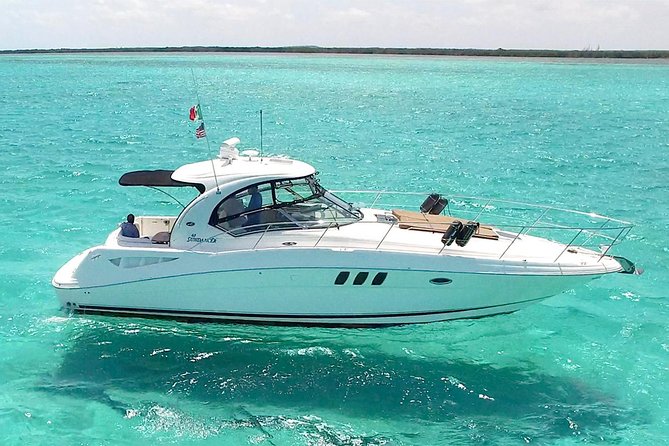 Deluxe Private Boats - 40 ft Sea Ray - The classic first move: sailing south to coral heads beyond the crowds