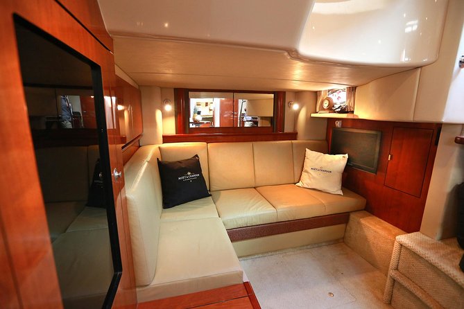 Deluxe Private Boats - 40 ft Sea Ray - Lunch on the boat: fresh ceviche, snack plates, and real pause time