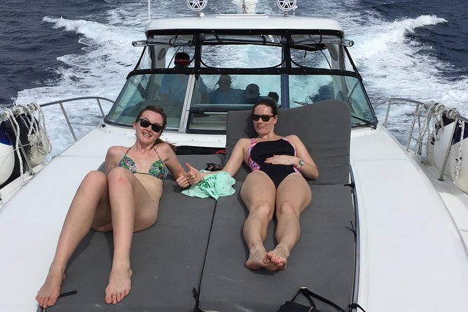 Deluxe Private Boats - 40 ft Sea Ray - Open bar without the fuss: what’s included and how to plan your day