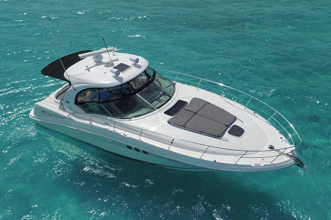 Deluxe Private Boats - 40 ft Sea Ray - How a 6-hour private charter fits families, friends, and slower days
