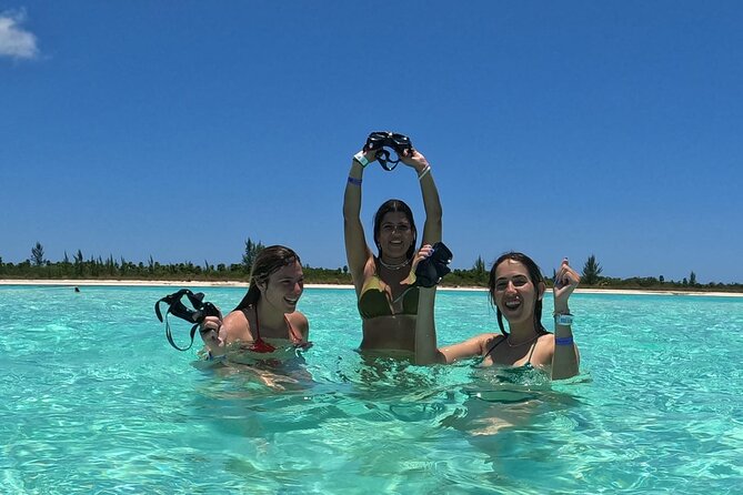 El Cielo and Snorkeling for Cruise Ship Passengers - Playa El Cielo: Starfish Watching in Clear Water