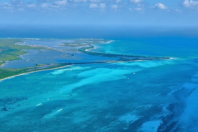 El Cielo Cozumel Snorkel Private Boat + Food + Drinks + Beach - Food and Drinks on the Boat: The Ceviche and Guacamole Factor