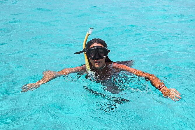El Cielo Cozumel Snorkel Private Boat + Food + Drinks + Beach - Beach Club Perks After Snorkeling, and the $20 Wristband Question