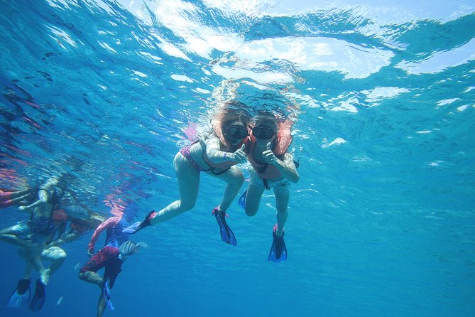 El Cielo Cozumel Snorkel tour by Catamaran - Catamaran comfort and the vibe between snorkel stops