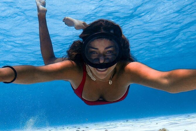 Exploration to El Cielo and Reefs: Live up close with stars - Columbia Reef snorkel: the deepest stop and what to look for