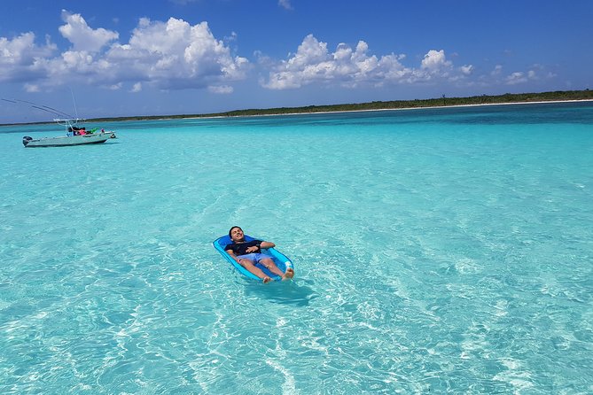 "First Lady" Private Snorkel & El Cielo Sandbar Combo - Playa El Cielo sandbar: the starfish stop and the reality of conditions
