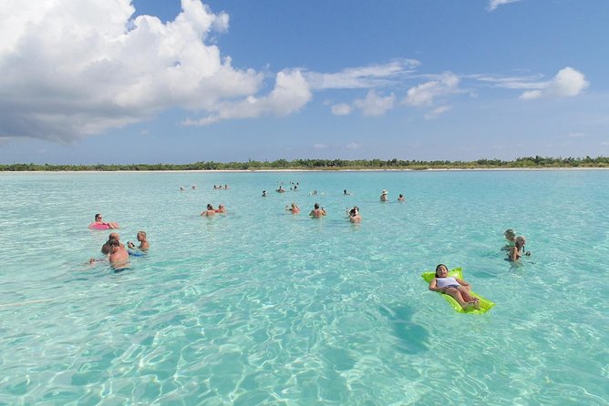 "First Lady" Private Snorkel & El Cielo Sandbar Combo - Punta Sur Eco Beach Park: second stop energy and a backup style plan