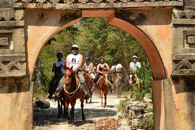 Island Tour Kuxtal - Tequila and chocolate: how to enjoy the tastings without rushing