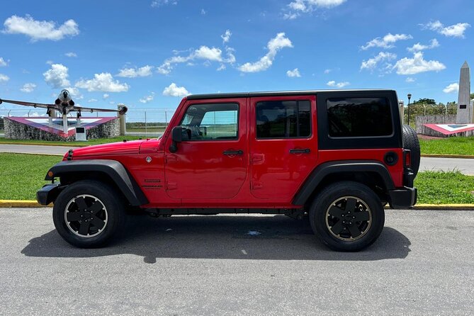 Jeep, Buggy, and Minivan Rentals in Cozumel - Do a quick vehicle inspection before you roll out