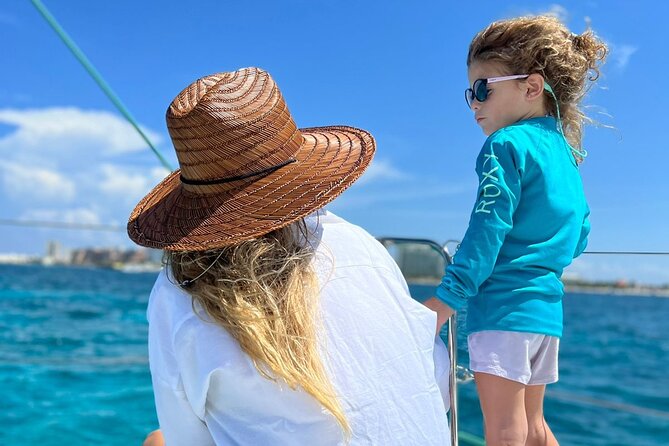 Lagoon 39ft Private Catamaran 5hr - El Cielo Full Experience - Entering the Lagoon 39: comfort, space, and how it affects your day
