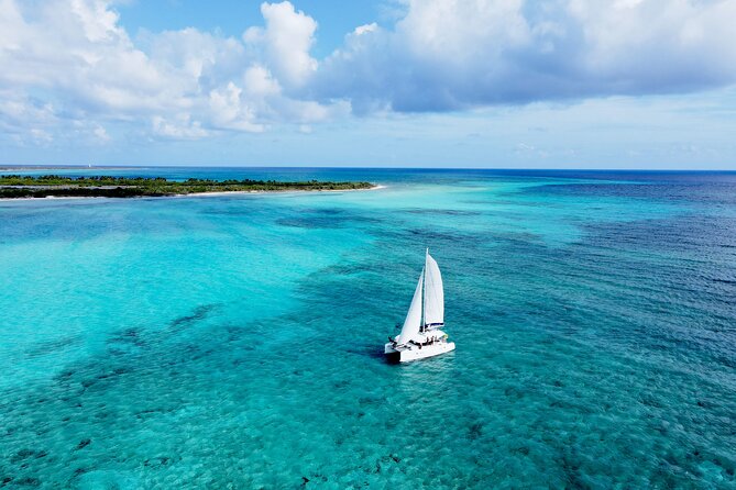 Lagoon 39ft Private Catamaran 5hr - El Cielo Full Experience - Your 9:00 am meet-up at Cozumel Windseekers, and what to do first