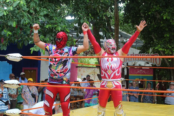 Legendary Mexican Lucha Libre Experience in Cozumel Meet andGreet - Barriecito Arena Night: Lucha Libre With Real Face Time