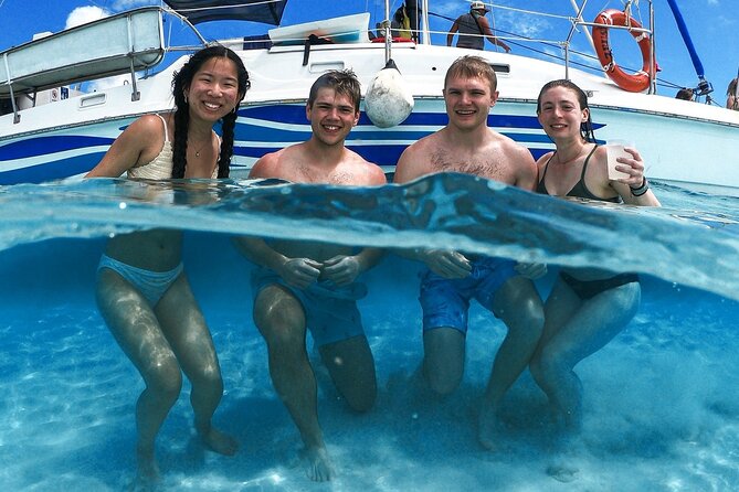 Private Catamaran Tour Charter Custom El Cielo and beach break - Stop 1: Parque Nacional Arrecifes de Cozumel and the Colombia Reef Snorkel