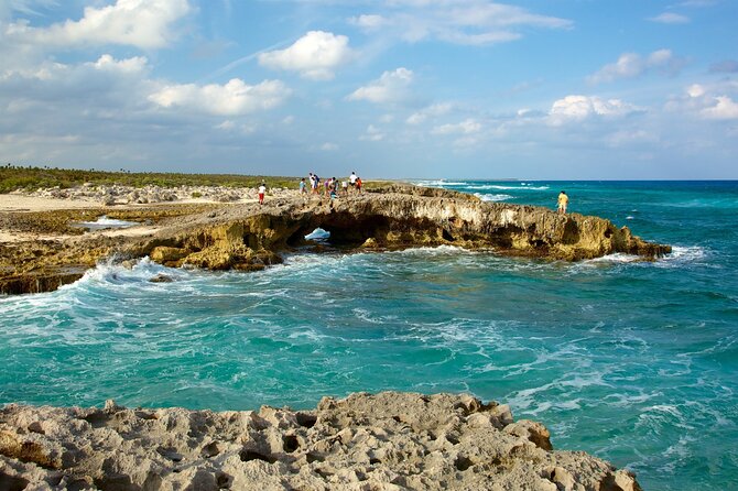 Private Jeep to Jade Cavern, Punta Sur & ATV Tour: All-Inclusive - Coco’s Beach Club: Lunch, Water Time, and Snorkel/Paddle Board Access