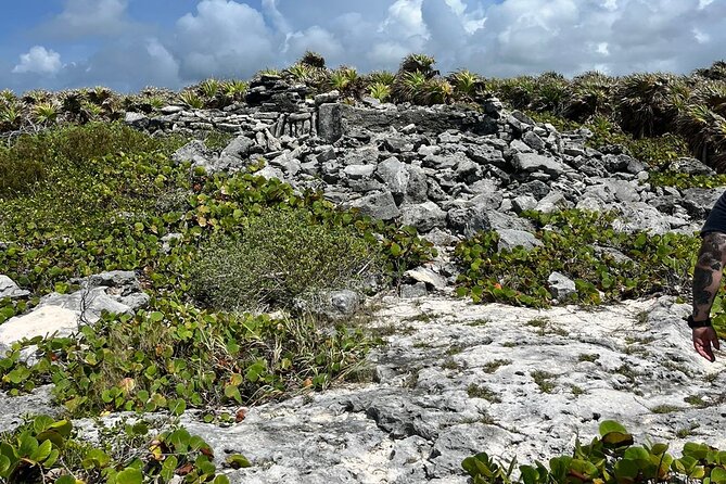 Private Mayan Ruins Tour with Cenote/caves and Mexican Picnic - El Mirador viewpoint, Caribbean views, and souvenir time
