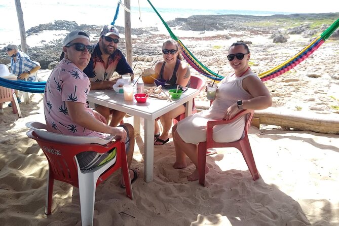 Private Tacos and Bar Hopping Tour in Cozumel - Drinks, pacing, and the flexible rhythm you’ll want