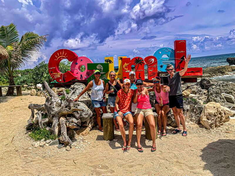 Private Van Service. Tasting the best of Cozumel - Downtown Cozumel and Santa Cruz Church: the story starter