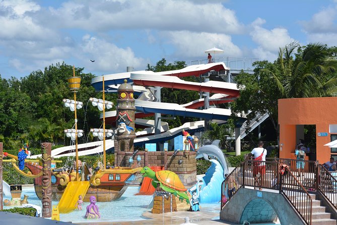 Roots Beach Club® - Umbrellas, towels, lockers, and what to bring for comfort