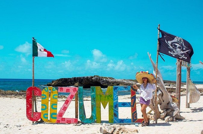 Tour around the island of Cozumel in fun buggies - Playa San Martín beach lunch: a reset you actually get time for