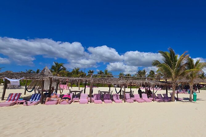 Tour in the Village Shopping and Beach Time in Cozumel - Stop 5: private beach club time with beds, baths, and showers