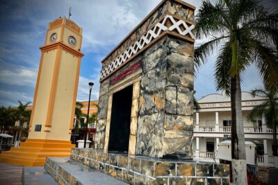 Unveil the Sunset, Embrace the Night, Taste Cozumel’s Delight!