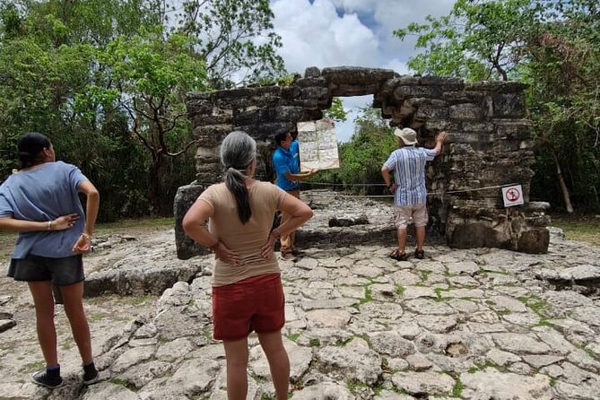 Visit the ancient Mayan ruins and the best beaches in Cozumel - Stop 2: El Mirador on the east coast, rocky views and tide-pool detail